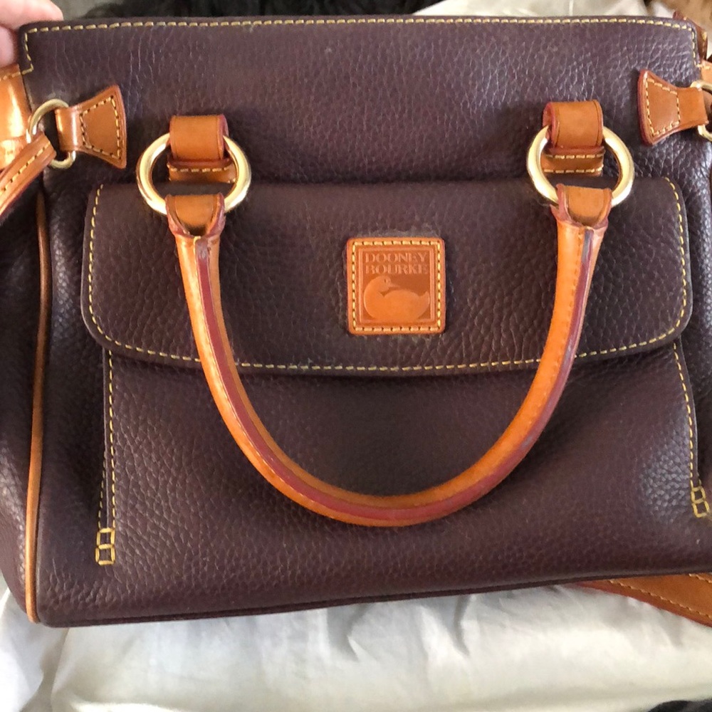 Dooney and Bourke purse